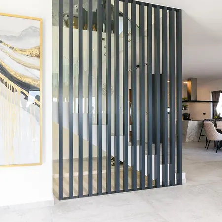 Luxury Adriatica-*heated Pool-sauna-jacuzzi* * Trogir