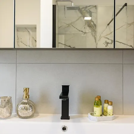 Luxury Adriatica-*heated Pool-sauna-jacuzzi*