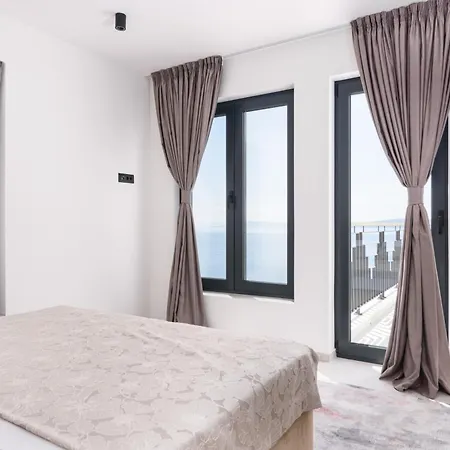 Luxury Adriatica-*heated Pool-sauna-jacuzzi* *