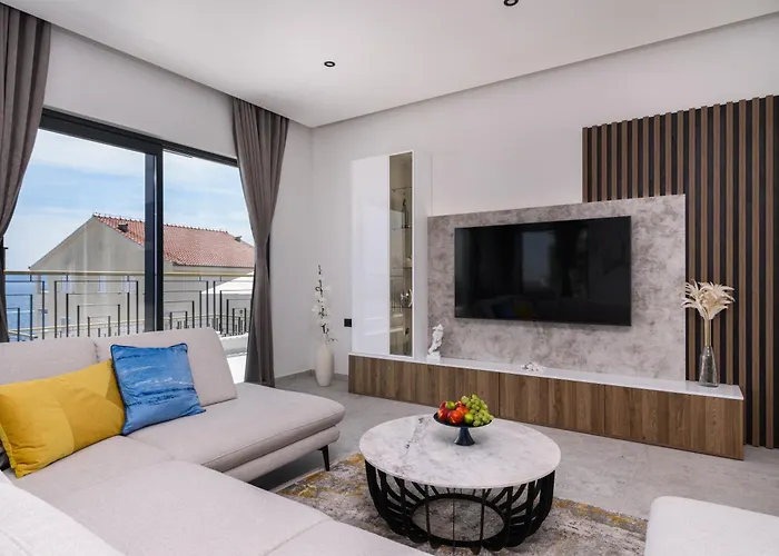 Luxury Adriatica-*heated Pool-sauna-jacuzzi* * Trogir