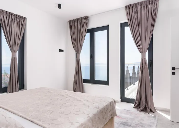 Luxury Adriatica-*heated Pool-sauna-jacuzzi* *