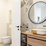 Luxury Adriatica-*heated Pool-sauna-jacuzzi*