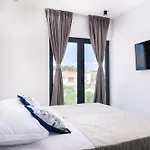 Luxury Adriatica-*heated Pool-sauna-jacuzzi* * Trogir