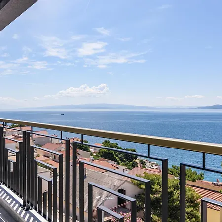 Luxury Adriatica-*heated Pool-sauna-jacuzzi* * 트로기르