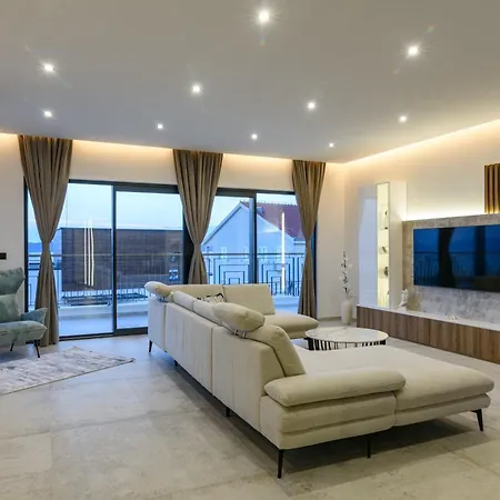 Luxury Adriatica-*heated Pool-sauna-jacuzzi* 빌라 *
