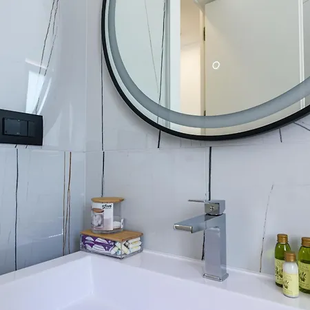 Luxury Adriatica-*heated Pool-sauna-jacuzzi* *