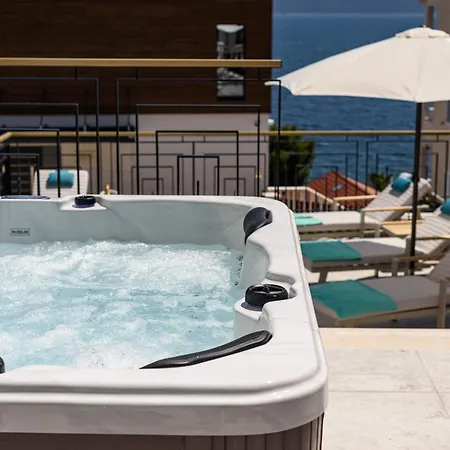 Vila Luxury Adriatica-*heated Pool-sauna-jacuzzi* *