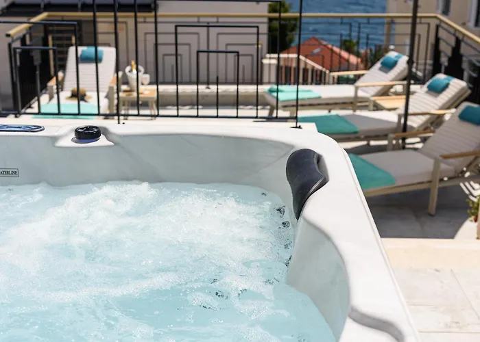 Luxury Adriatica-*heated Pool-sauna-jacuzzi* Villa *