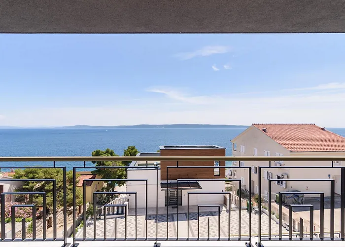 Luxury Adriatica-*heated Pool-sauna-jacuzzi* Villa Traù