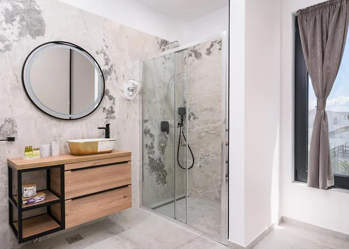 Luxury Adriatica-*heated Pool-sauna-jacuzzi* * Traù